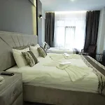 Guler Palace *