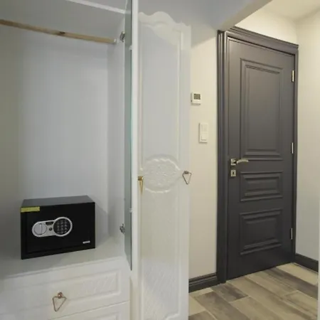 Guler Palace Отель *