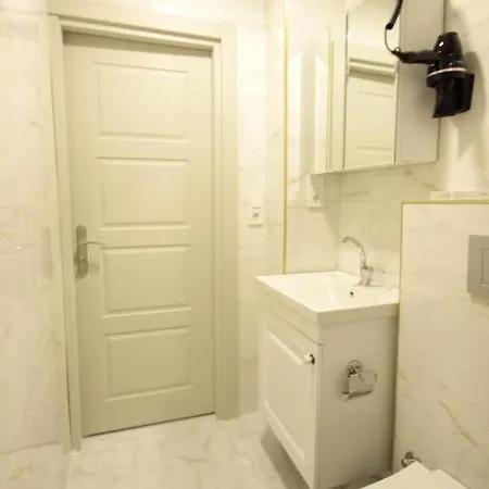 Guler Palace Hotel Istanboel